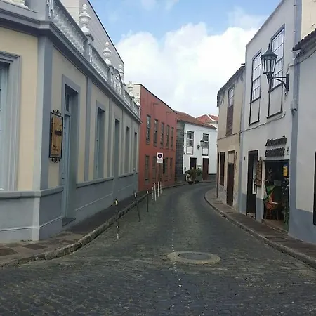 Atico Con Terraza Anexa, Garachico. Lägenhet