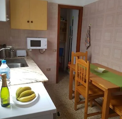 Atico Con Terraza Anexa, Garachico. גרצ'יקו