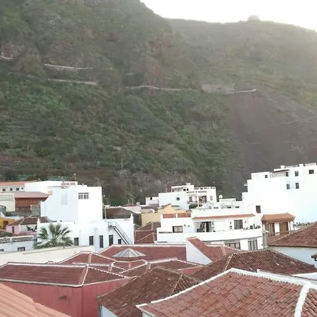 Appartement Atico Con Terraza Anexa, Garachico. *
