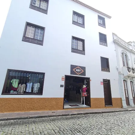 Atico Con Terraza Anexa, Garachico. גרצ'יקו