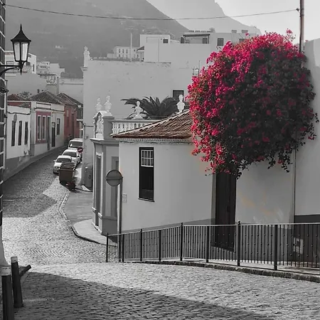 Atico Con Terraza Anexa, Garachico. *